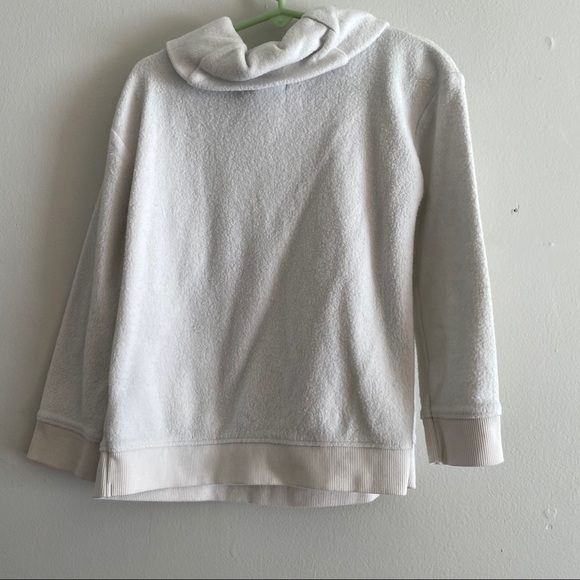 Old Navy pullover cowl neck white fuzzy pocket - Picture 3 of 3